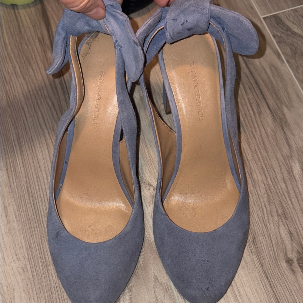 Banana Republic Blue Suede Heels with Bow Detail. Worn 3 times like new - Picture 2 of 9